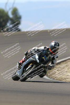 media/Sep-21-2025-TrackDaz (Sun) [[277c75b276]]/B Group/1220pm (Turn 2)/